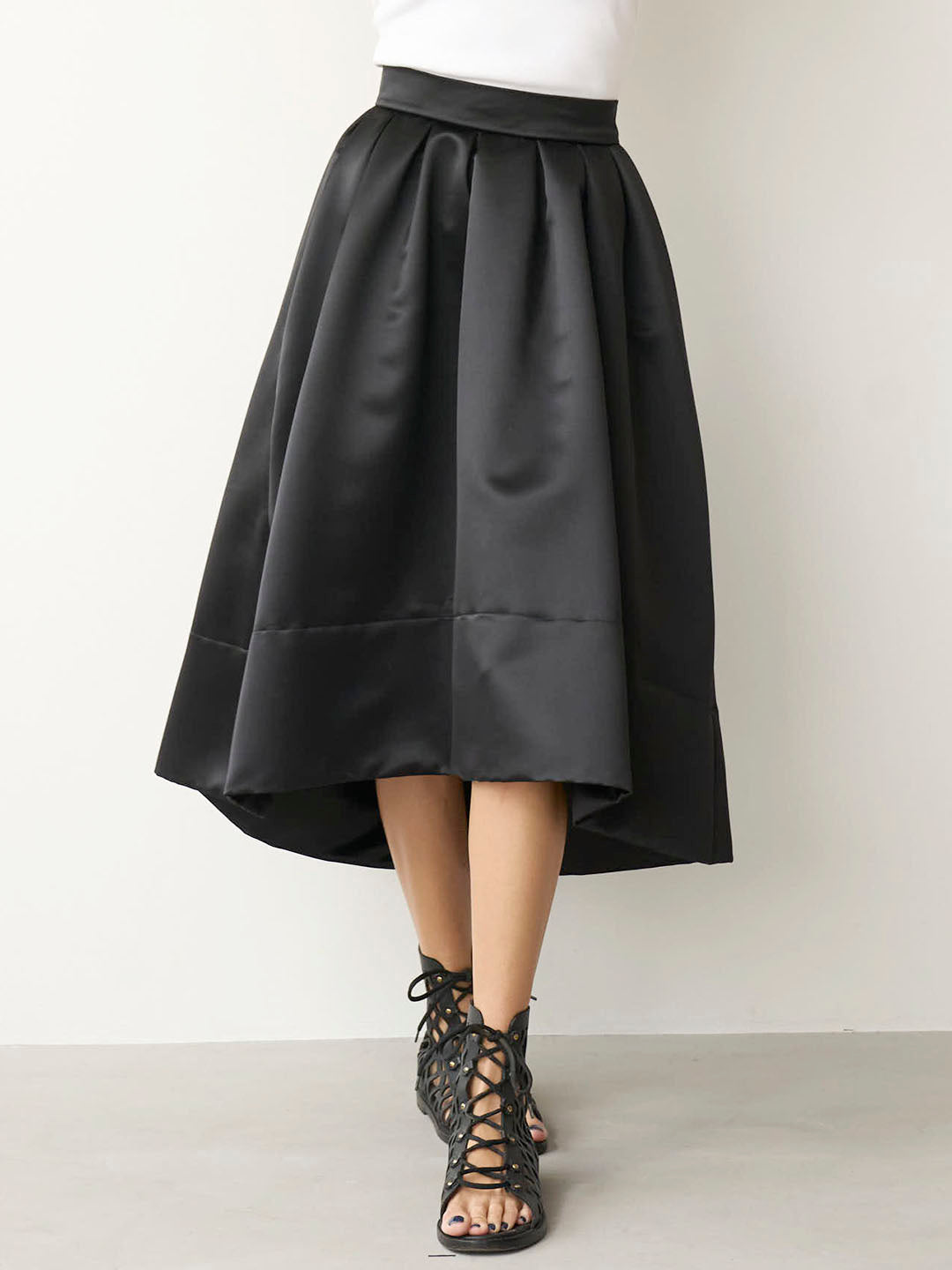 VOLUME SATIN SKIRT(C0389-HIPL04)