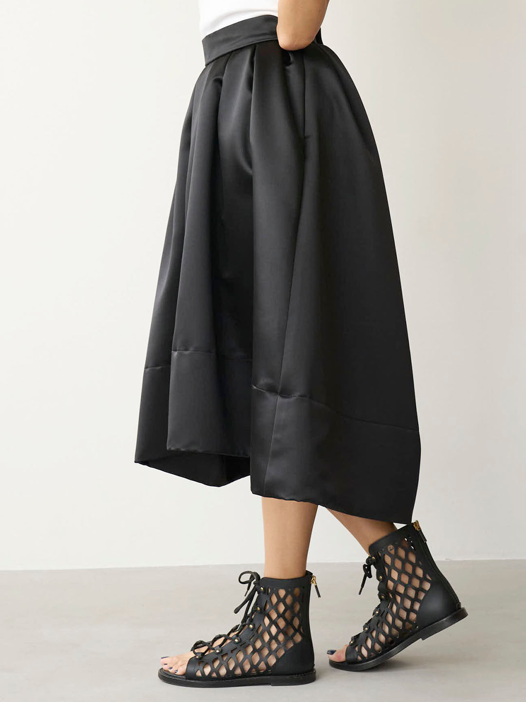 VOLUME SATIN SKIRT(C0389-HIPL04)